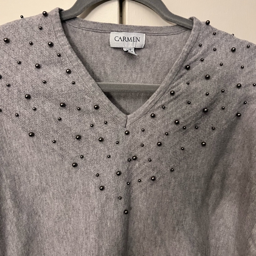 Beautiful gray sweater